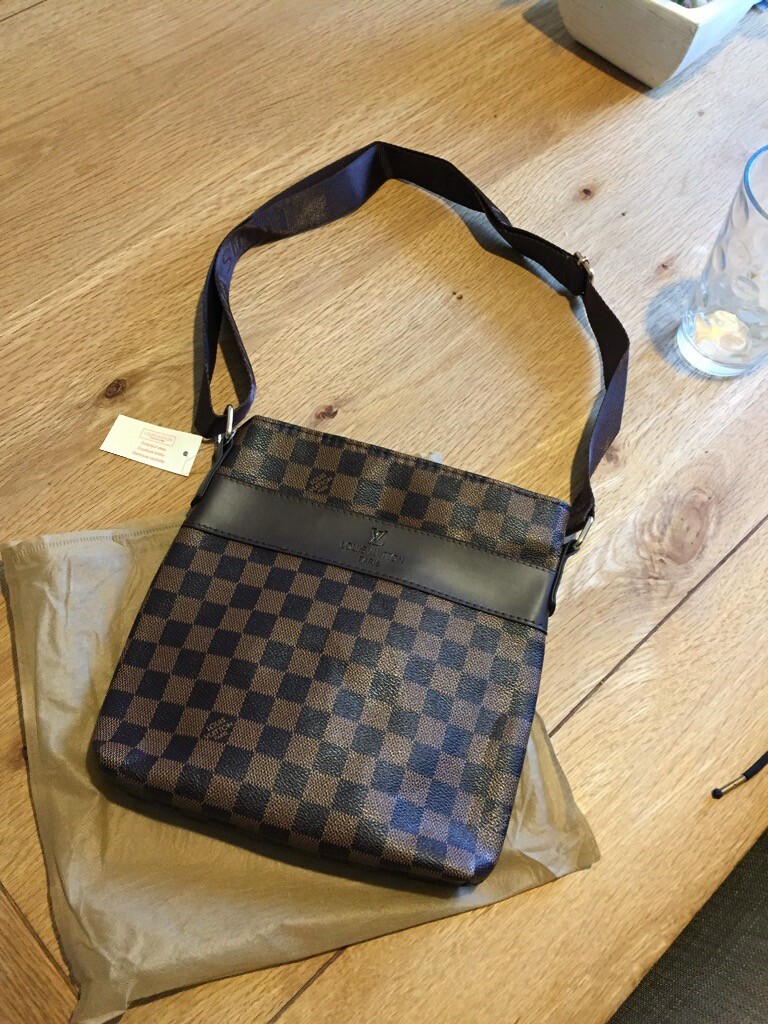 louis v man bag